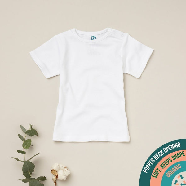 A pack of 5 organic cotton t-shirts for babies and toddlers by Sproot Baby
